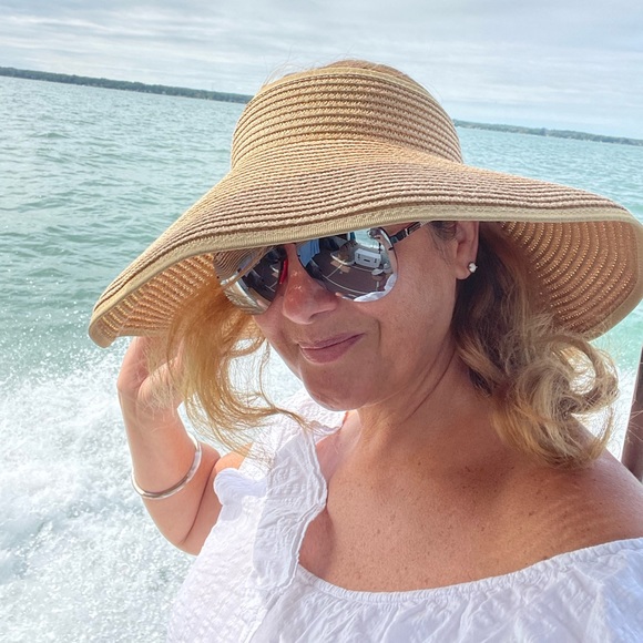 Meet your Posher, Luciana - Picture 10 of 15